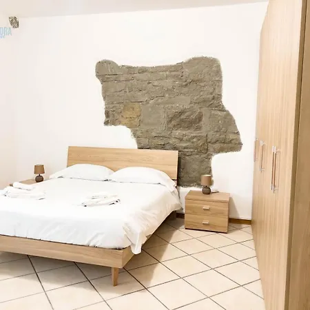San Maurizio 9 Tirabora Short Rent Lejlighed