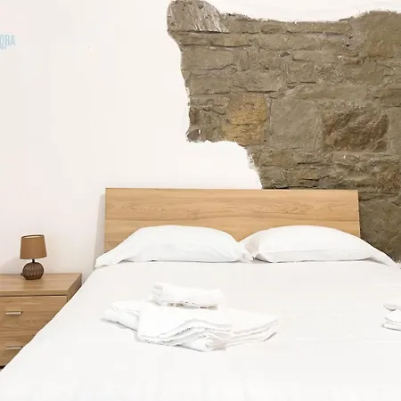 San Maurizio 9 Tirabora Short Rent Daire *