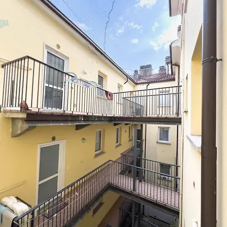 San Maurizio 9 Tirabora Short Rent Daire